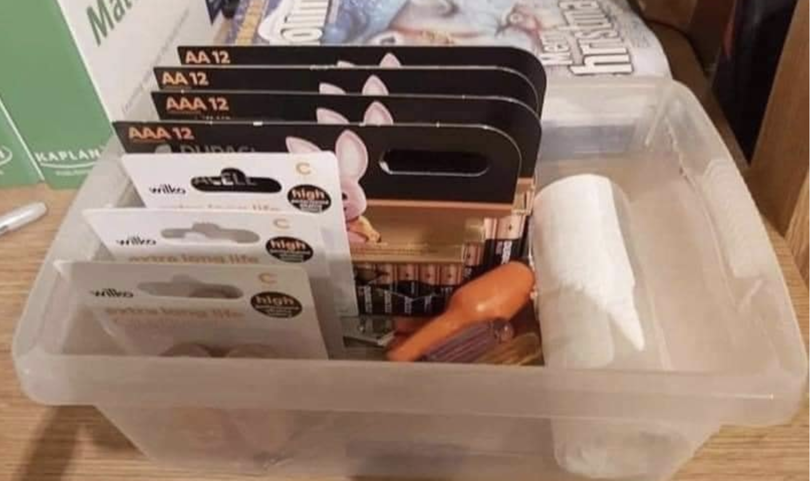 This ‘Christmas Morning Box’ Is A Genius Way To Take The Stress Out Of Opening Gifts